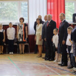 Donald Tusk wziął udział w uroczystej inauguracji roku szkolnego w Publicznej Szkole Podstawowej nr 5 imienia Stefana Żeromskiego w Ostrowcu Świętokrzyskim. / Wojciech Habdas / Radio Kielce