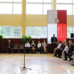 Donald Tusk wziął udział w uroczystej inauguracji roku szkolnego w Publicznej Szkole Podstawowej nr 5 imienia Stefana Żeromskiego w Ostrowcu Świętokrzyskim. / Wojciech Habdas / Radio Kielce