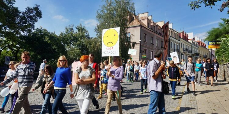 Marsz Milczenia w Sandomierzu / Grażyna Szlęzak-Wójcik / Radio Kielce
