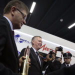 Rozpoczęcie Międzynarodowego Salonu Przemysłu Obronnego w Kielcach / Włodzimierz Batóg / Radio Kielce