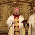 Biskup Kazimierz Ryczan oczami fotoreporterów (11 października 2014 r.) / Radio Kielce