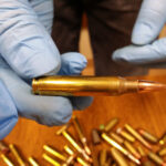 Arsenał broni i amunicji zabezpieczony przez policję / KWP Kielce