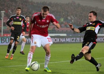 Fragment meczu Wisła Kraków - Korona Kielce / Krzysztof Żołądek / Radio Kielce