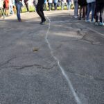 10.10.2014 Happening w 4 LO. Szkoła walczy o pieniądze z budżetu obywatelskiego na remont boiska / Stanisław Blinstrub / Radio Kielce