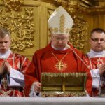 Biskup Kazimierz Ryczan oczami fotoreporterów (11 października 2014 r.) / Radio Kielce