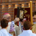 Biskup Kazimierz Ryczan oczami fotoreporterów (11 października 2014 r.) / Radio Kielce