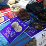 Giełda Kolekcjonerska na terenie WDK (11 października 2014 r.) / Piotr Michalski / Radio Kielce