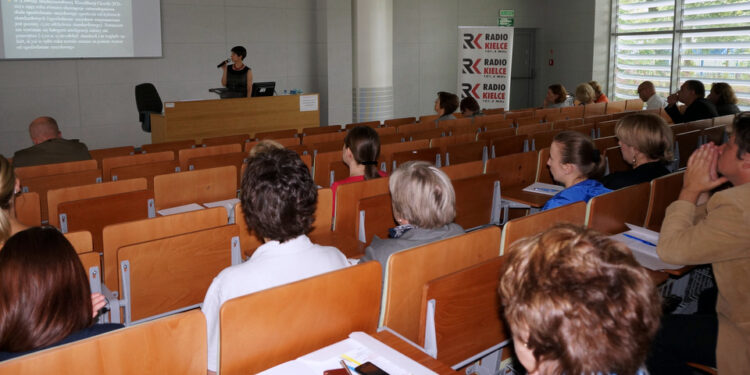 Konferencja / Iwona Murawska / Radio Kielce