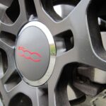 Fiat 500, ostatnio został stylistycznie nieco zmieniony / Robert Felczak / Radio Kielce