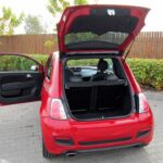 Fiat 500, ostatnio został stylistycznie nieco zmieniony / Robert Felczak / Radio Kielce