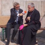 Uroczystości odsłonięcia odbudowanej wieży na Świętym Krzyżu / Włodzimierz Batóg / Radio Kielce