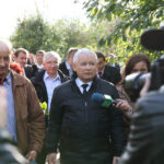 20.10.2014 Pawłów. Jarosław Kaczyński gościł w sadzie Waldemara Hamery / Stanisław Blinstrub / Radio Kielce