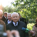 20.10.2014 Pawłów. Jarosław Kaczyński gościł w sadzie Waldemara Hamery / Stanisław Blinstrub / Radio Kielce