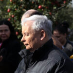 20.10.2014 Pawłów. Jarosław Kaczyński gościł w sadzie Waldemara Hamery / Stanisław Blinstrub / Radio Kielce