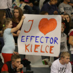 Mecz 5. kolejki PlusLigi Effector Kielce - AZS Częstochowa. Młodzi kibice kochają Effectora / Kamil Król / Radio Kielce