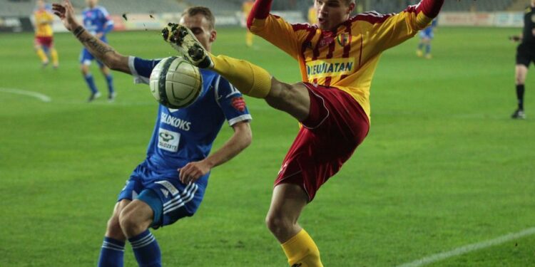 Fragment meczu Korona Kielce - Ruch Chorzów / Krzysztof Żołądek / Radio Kielce