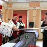 Inauguracja roku akademickiego na Uniwersytecie Jana Kochanowskiego. Pasowanie na studenta UJK / Kamil Król / Radio Kielce