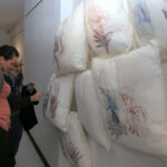 Wystawa francuskiej artystki Sylvie Kaptur-Gintz w Muzeum Dialogu Kultur / Kamil Król / Radio Kielce