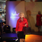 27.10.2013 Wieczór Modnych Filantropów. Pokaz marki Hera - Teresa Wołczyk-Rosołowska, dyrektorka Domu Kultury Zameczek. / Wojciech Habdas / Radio Kielce