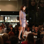 27.10.2013 Wieczór Modnych Filantropów. Pokaz marki Hexeline - Anna Zdanowska, bizneswoman. / Wojciech Habdas / Radio Kielce