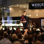 27.10.2013 Wieczór Modnych Filantropów. Pokaz marki Hexeline - Agnieszka Makuch, bizneswoman. / Wojciech Habdas / Radio Kielce