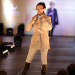 27.10.2013 Wieczór Modnych Filantropów. Pokaz marki Deni Cler - Halina Brodecka, lekarz dermatolog.  / Wojciech Habdas / Radio Kielce