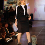 27.10.2013 Wieczór Modnych Filantropów. Pokaz marki Deni Cler - Iwona Sabat, Urząd Miasta Kielce. / Wojciech Habdas / Radio Kielce