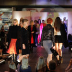 27.10.2013 Wieczór Modnych Filantropów. Pokaz marki Deni Cler. / Wojciech Habdas / Radio Kielce