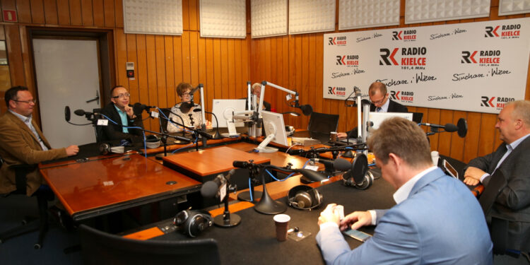 Studio Polityczne z 12 października / Kamil Król / Radio Kielce