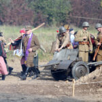 Widowisko historyczne w Tokarni, poświęcone kampanii wrześniowej 1939 roku / Kamil Król / Radio Kielce