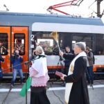 W Skarżysku uroczyście przekazano i poświęcono nowe składy Świętokrzyskich Przewozów Regionalnych / Stanisław Blinstrub / Radio Kielce