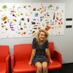 Wernisaż wystawy prac Jaśminy Parkity – ilustratorki, malarki, graficzki i projektantki mody pochodzącej z Kielc. / Wojciech Habdas / Radio Kielce