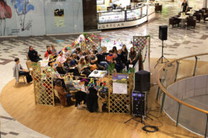 Symboliczny namiot, nawiązujący do żydowskiego święta Sukkot stanął w Galerii Korona w Kielcach. / Wojciech Habdas / Radio Kielce