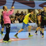 Piłkarze ręczni Vive Tauronu Kielce pokonali francuską Dunkierkę 28:25 (14:12) / Wojciech Habdas / Radio Kielce