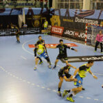 Piłkarze ręczni Vive Tauronu Kielce pokonali francuską Dunkierkę 28:25 (14:12) / Wojciech Habdas / Radio Kielce