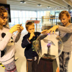 20.10.2014 Podzamcze Chęcińskie. Regionalne Centrum Naukowo-Technologiczne. Obrady Sejmiku Młodzieżowego Województwa Świętokrzyskiego / Wojciech Habdas / Radio Kielce