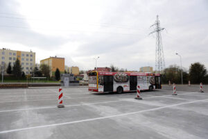 21.10.2014 Kielce. Zakończyła się budowa pętli autobusowej przy ul. Sikorskiego. / Wojciech Habdas / Radio Kielce