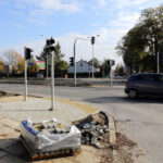 24.10.2014 Kielce. Budowa przejścia dla pieszych i sygnalizacji świetlnej na Al. Solidarności. / Wojciech Habdas / Radio Kielce