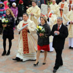 25.10.2014 Skarżysko-Kamienna. Sanktuarium Ostrobramskie Bazyliką Mniejszą. Uroczysta Msza św. pod przewodnictwem ks. kard. Gerharda Mullera / Wojciech Habdas / Radio Kielce