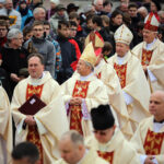 25.10.2014 Skarżysko-Kamienna. Sanktuarium Ostrobramskie Bazyliką Mniejszą. Uroczysta Msza św. pod przewodnictwem ks. kard. Gerharda Mullera / Wojciech Habdas / Radio Kielce