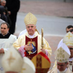 25.10.2014 Skarżysko-Kamienna. Sanktuarium Ostrobramskie Bazyliką Mniejszą. Uroczysta Msza św. pod przewodnictwem ks. kard. Gerharda Mullera / Wojciech Habdas / Radio Kielce