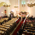 25.10.2014 Skarżysko-Kamienna. Sanktuarium Ostrobramskie Bazyliką Mniejszą. Uroczysta Msza św. pod przewodnictwem ks. kard. Gerharda Mullera / Wojciech Habdas / Radio Kielce