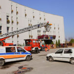 Manewry służb ratowniczych w Kieleckim Centrum Kultury / Wojciech Habdas / Radio Kielce