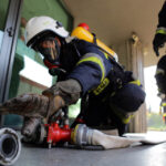 Manewry służb ratowniczych w Kieleckim Centrum Kultury / Wojciech Habdas / Radio Kielce