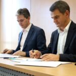 09.10.2014 Uroczystość postawienie wiechy na Hali sportowej UJK / Stanisław Blinstrub / Radio Kielce