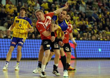 Vive Targi Kielc pokonały we własnej hali Stal Mielec 43:33, prowadząc do prezerwy 19:18. / Stanisław Blinstrub / Radio Kielce