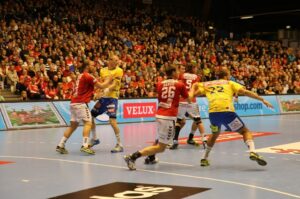 16.11.2014 Aalborg Handball - Vive Tauron Kielce 25:27 / Jarosław Dragan / Radio Kielce