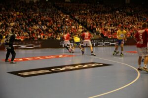 16.11.2014 Aalborg Handball - Vive Tauron Kielce 25:27 / Jarosław Dragan / Radio Kielce