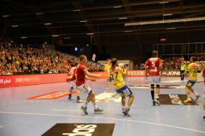 16.11.2014 Aalborg Handball - Vive Tauron Kielce 25:27 / Jarosław Dragan / Radio Kielce