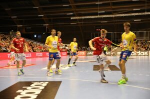 16.11.2014 Aalborg Handball - Vive Tauron Kielce 25:27 / Jarosław Dragan / Radio Kielce